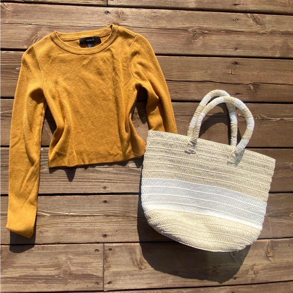 Forever 21 mustard cropped sweater, S